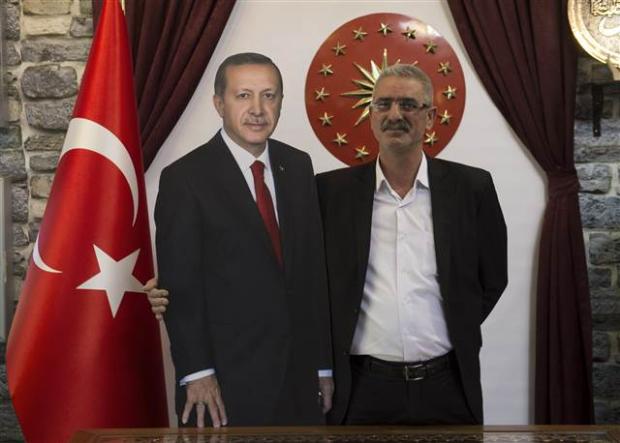 Cumhurbaşkanı Erdoğan’ın maketiyle fotoğraf çektirdiler